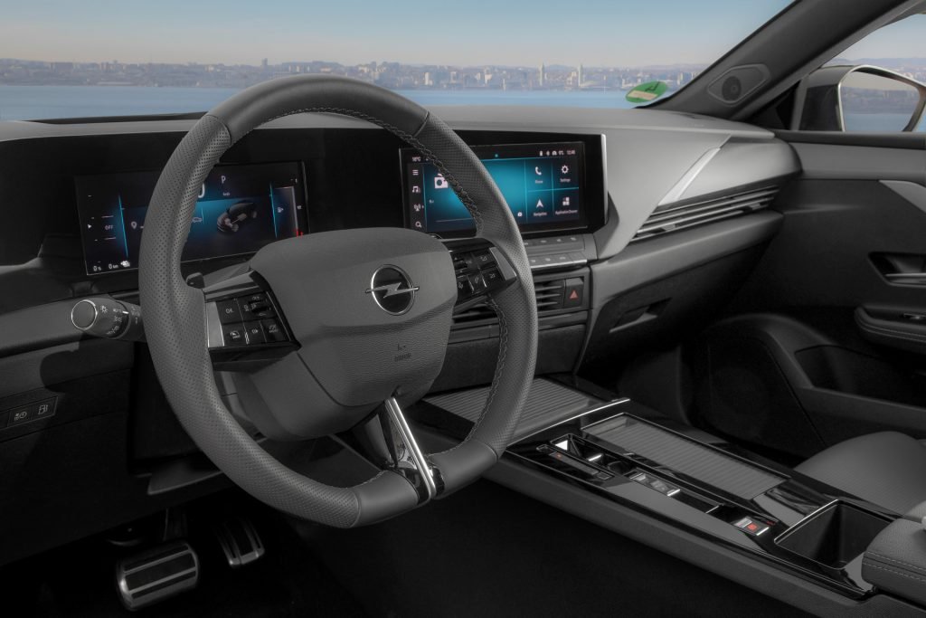 The cabin of the latest Astra