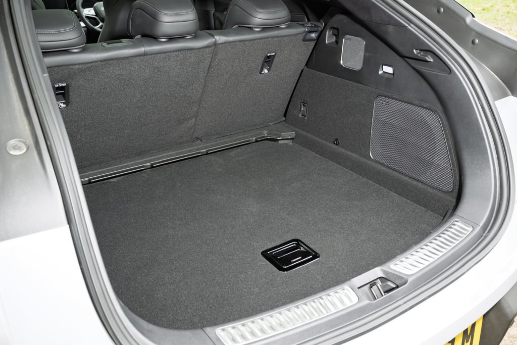Boot space in the Sealion 7