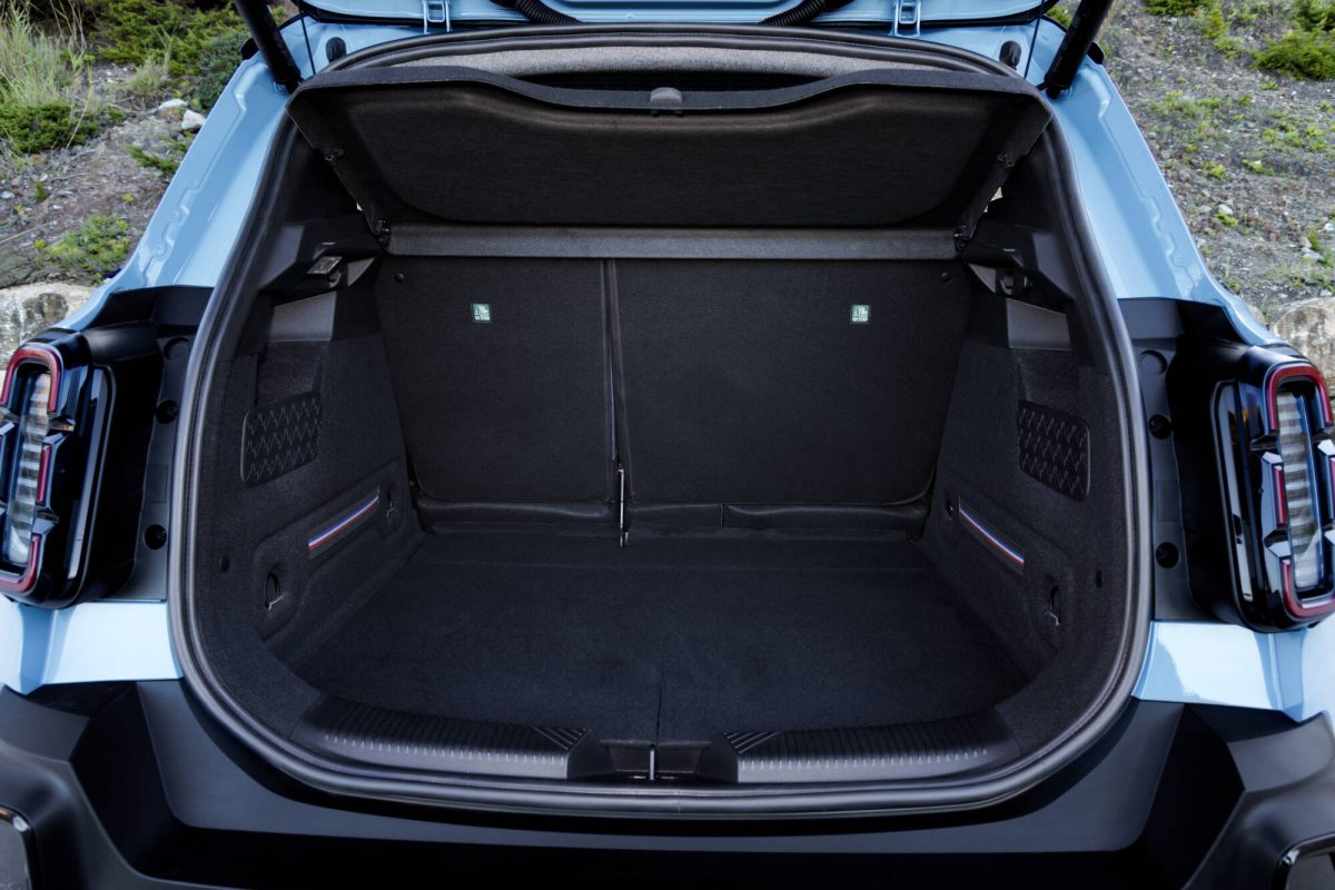 The boot in the new Renault 4