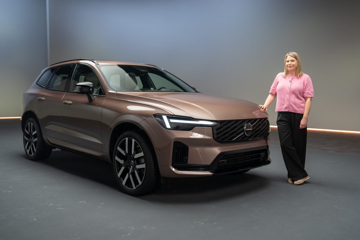 The 2027 Volvo XC60 now offers up to 200 kilometres of range from a bigger battery
